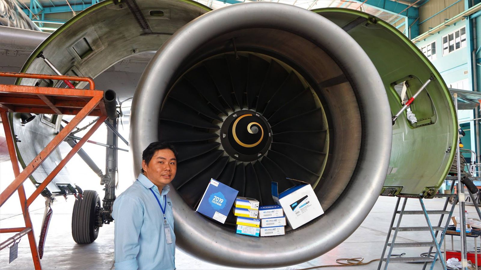 cam-on-hang-hang-khong-jetstar-da-tin-dung-san-pham-giay-nham-cao-cap-cua-cty-dung-tien